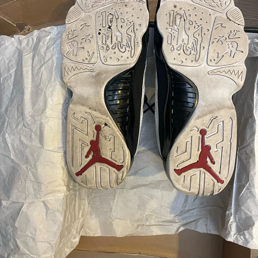 Used Men’s Air Jordan Retro 9 - Picture 5 of 10